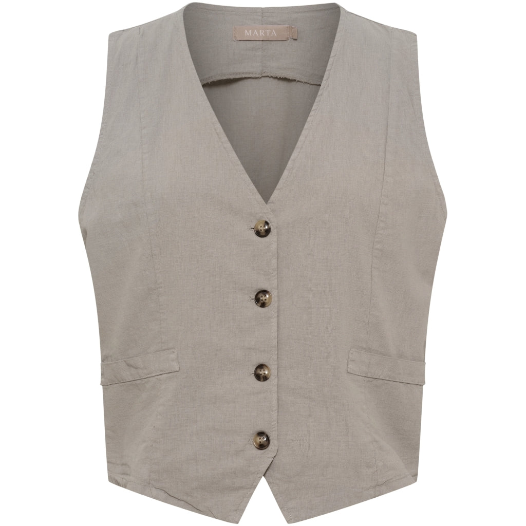 Marta du cháteau Evelia Vest