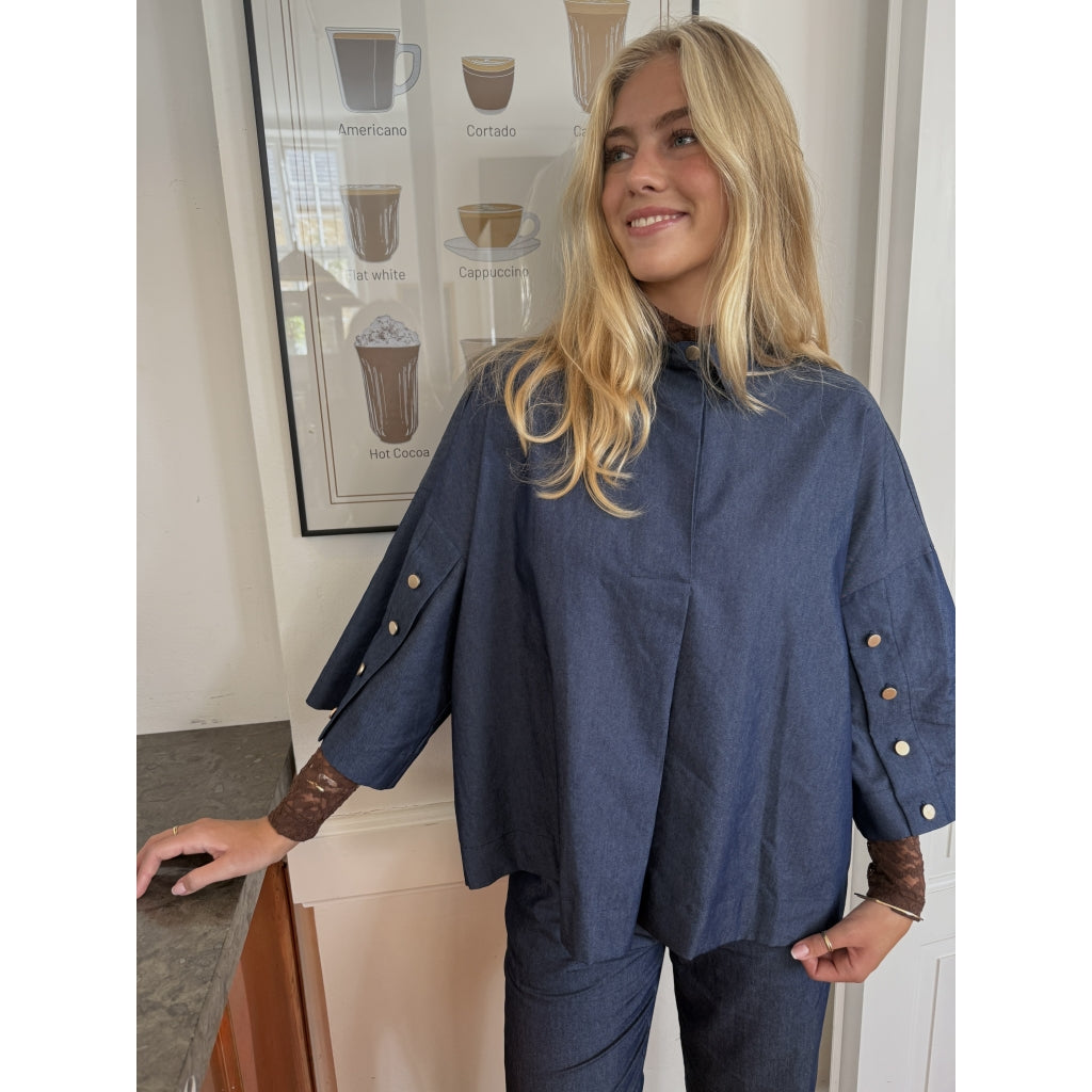 Continue Klara Chambre Gold Shirt