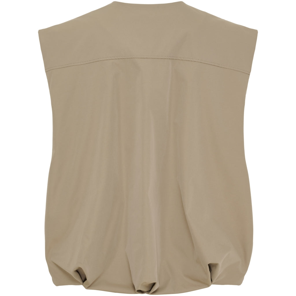 Marta du cháteau Tanja Vest