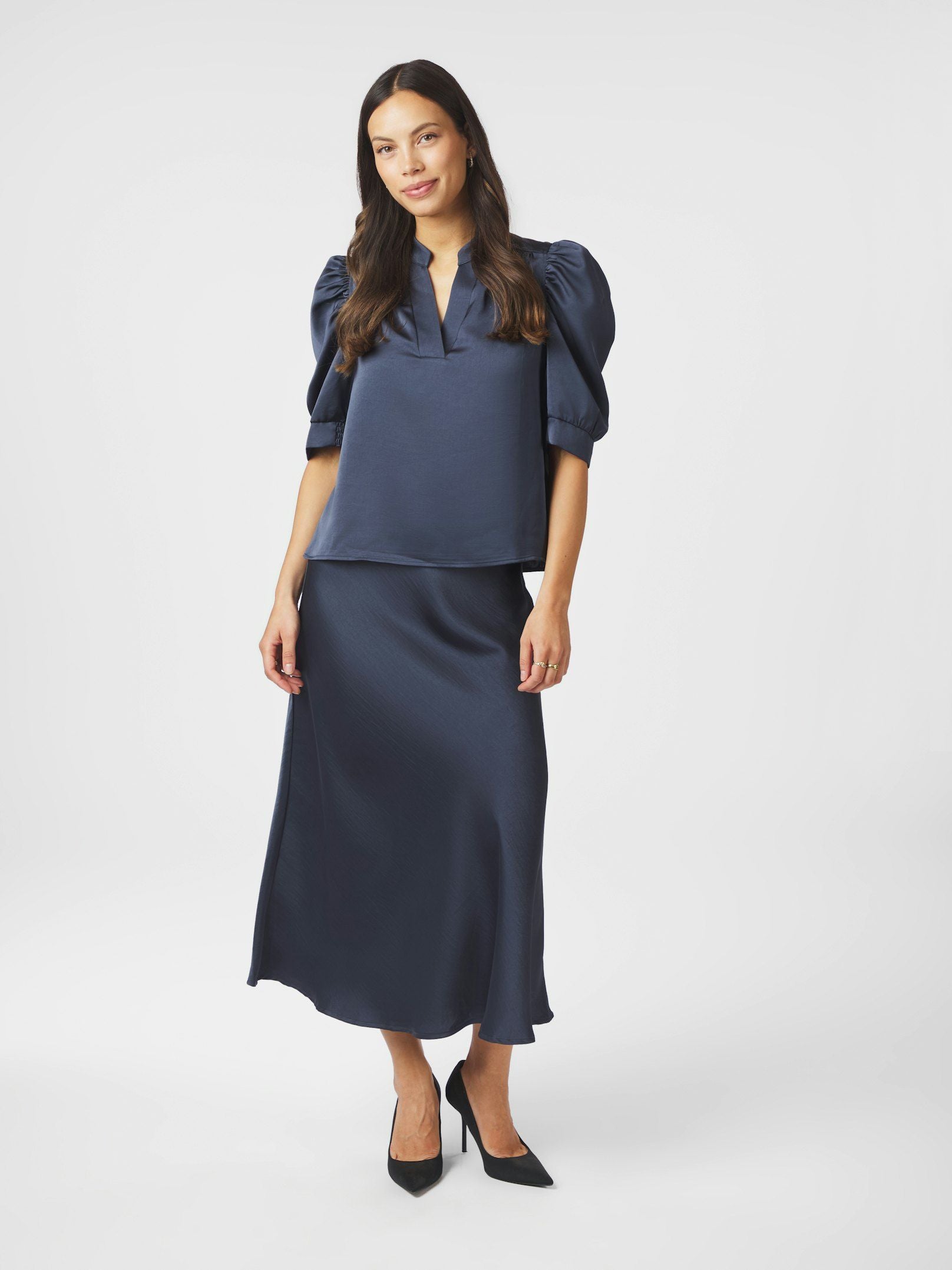 Neo Noir Roella Sateen Blouse (+Farver)