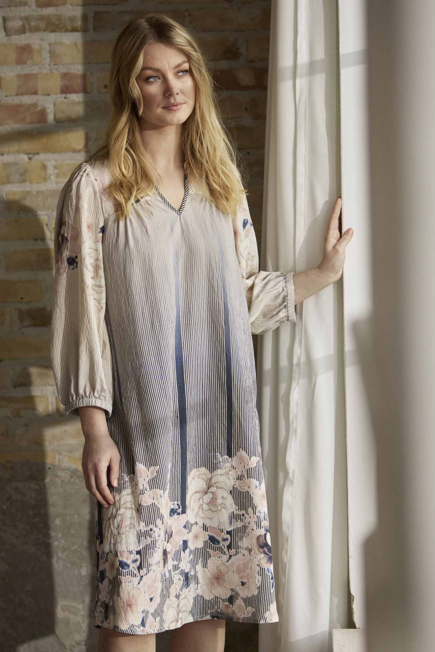 In Front Elva Dress