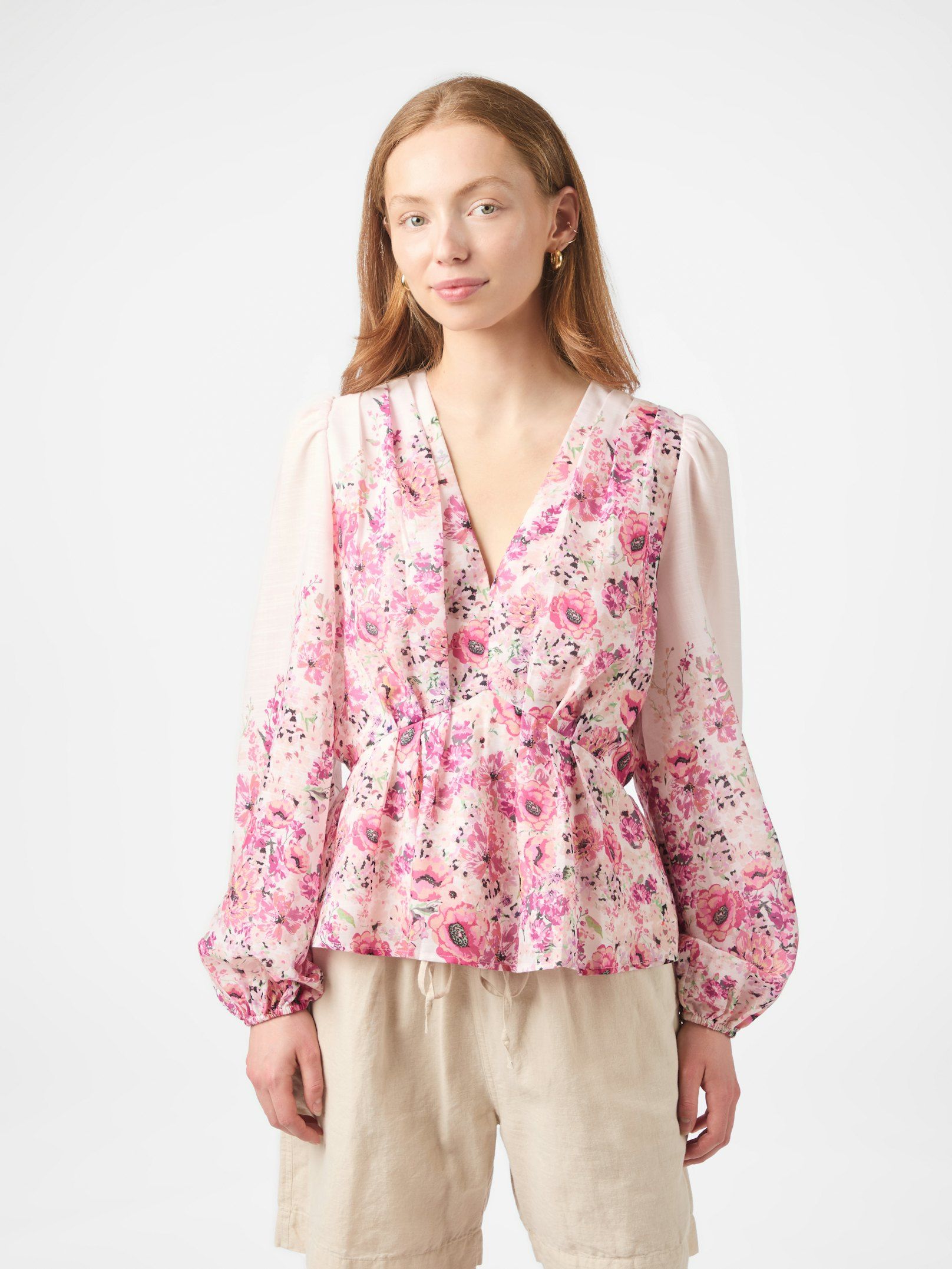 Neo Noir Fie Flower Print