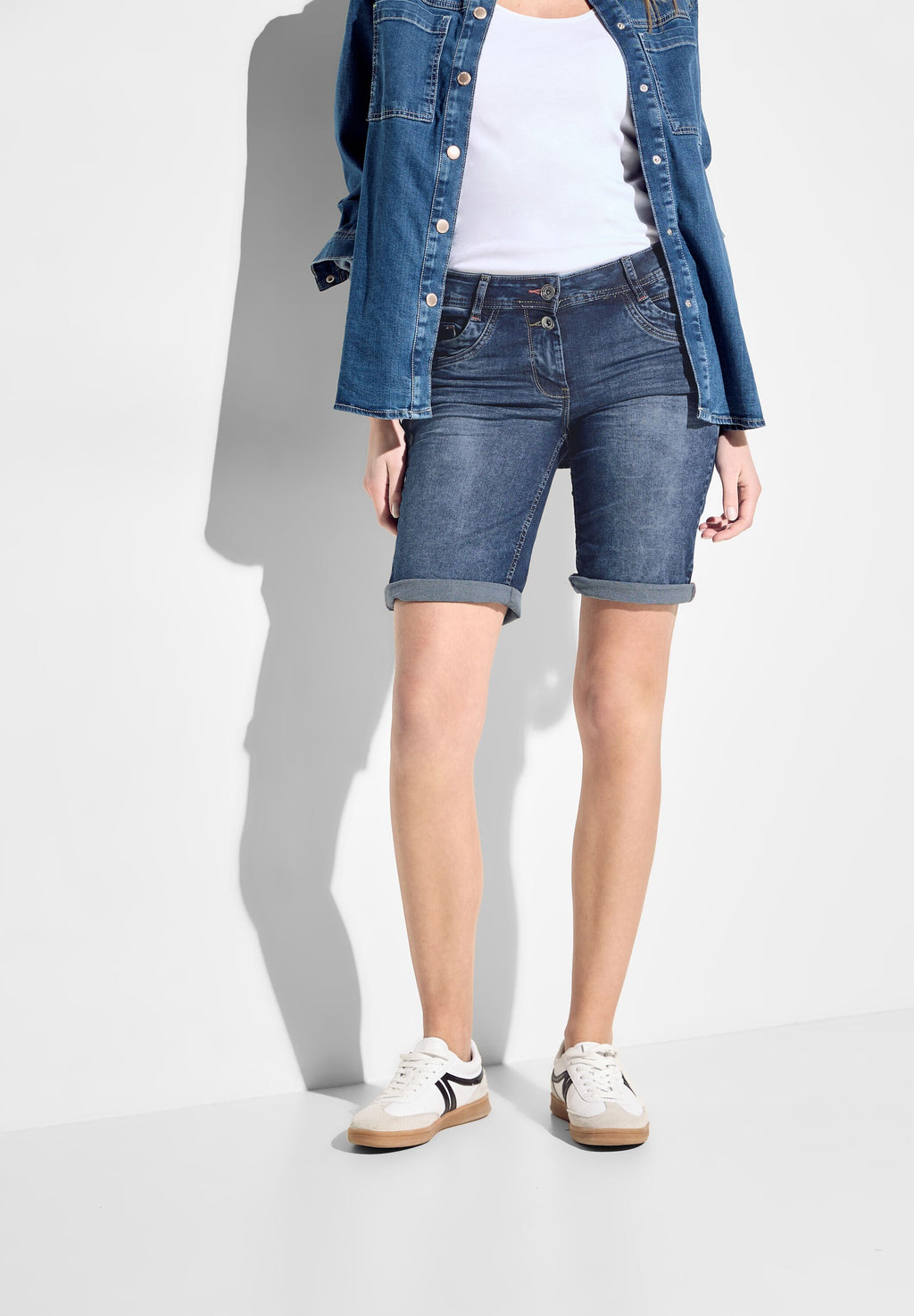 Cecil Nos Scarlet Shorts