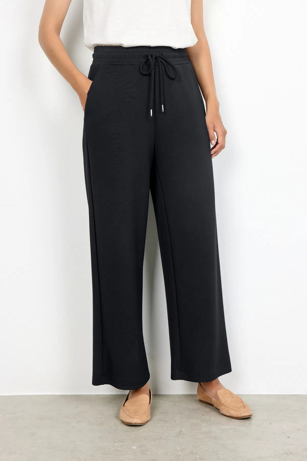Soya Banu 33 Pant