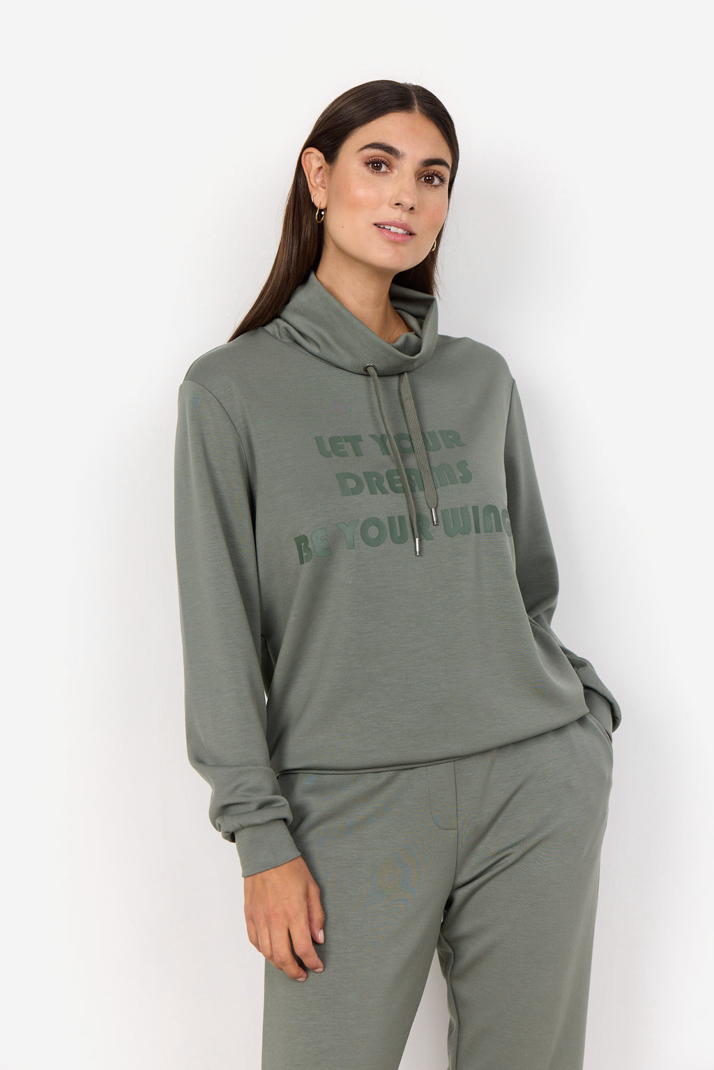 Soya Banu 208 Sweat (+Farver)