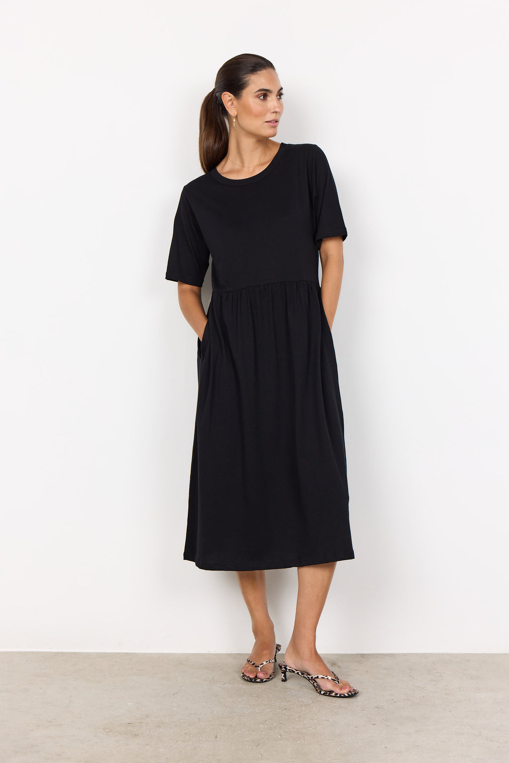 Soya Derby 50 Dress (+Farver)