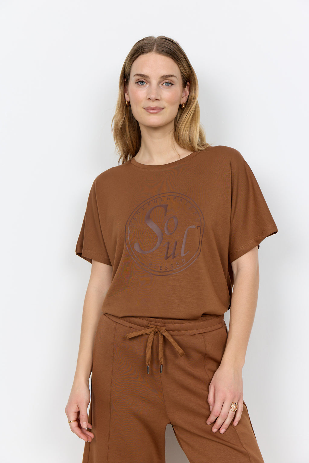 Soya Banu 301 T-Shirt (+Farver)