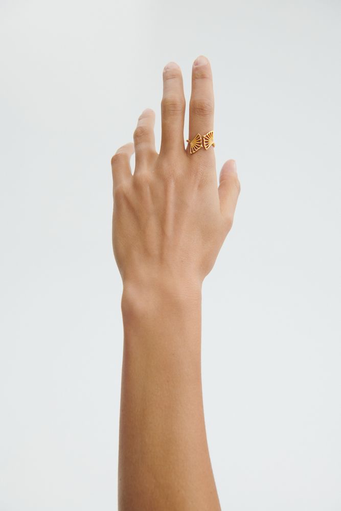 Ballerina Ring