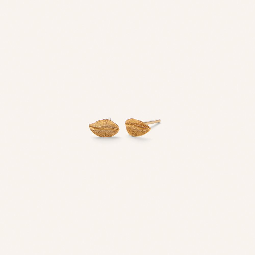 Pernille Corydon Elm Leaf Earsticks