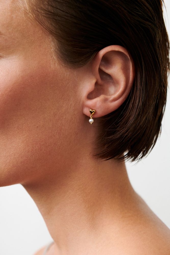Pernille Corydon White Adore Earsticks
