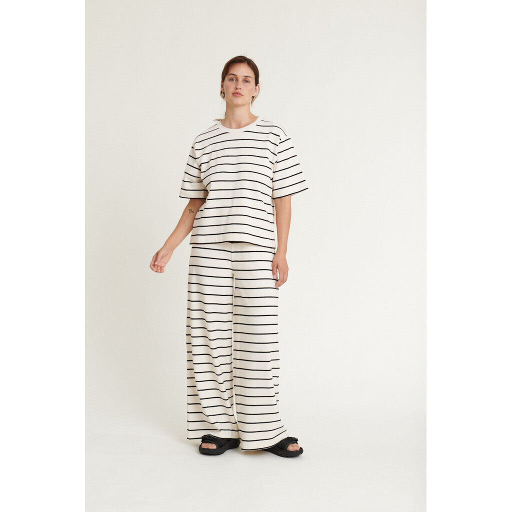 basicapparel Anneli Oversize Tee
