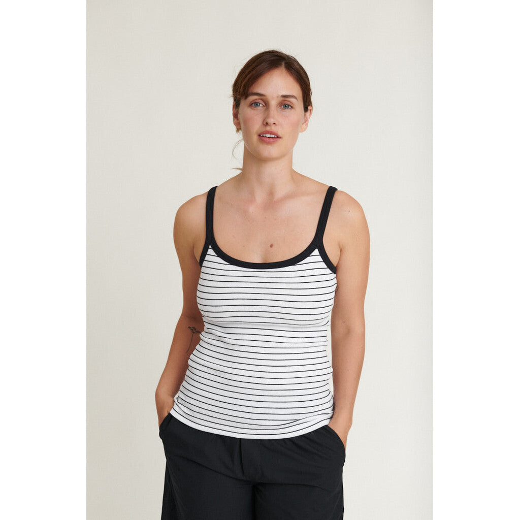 basicapparel Ludmilla Strap Top (+Farver)