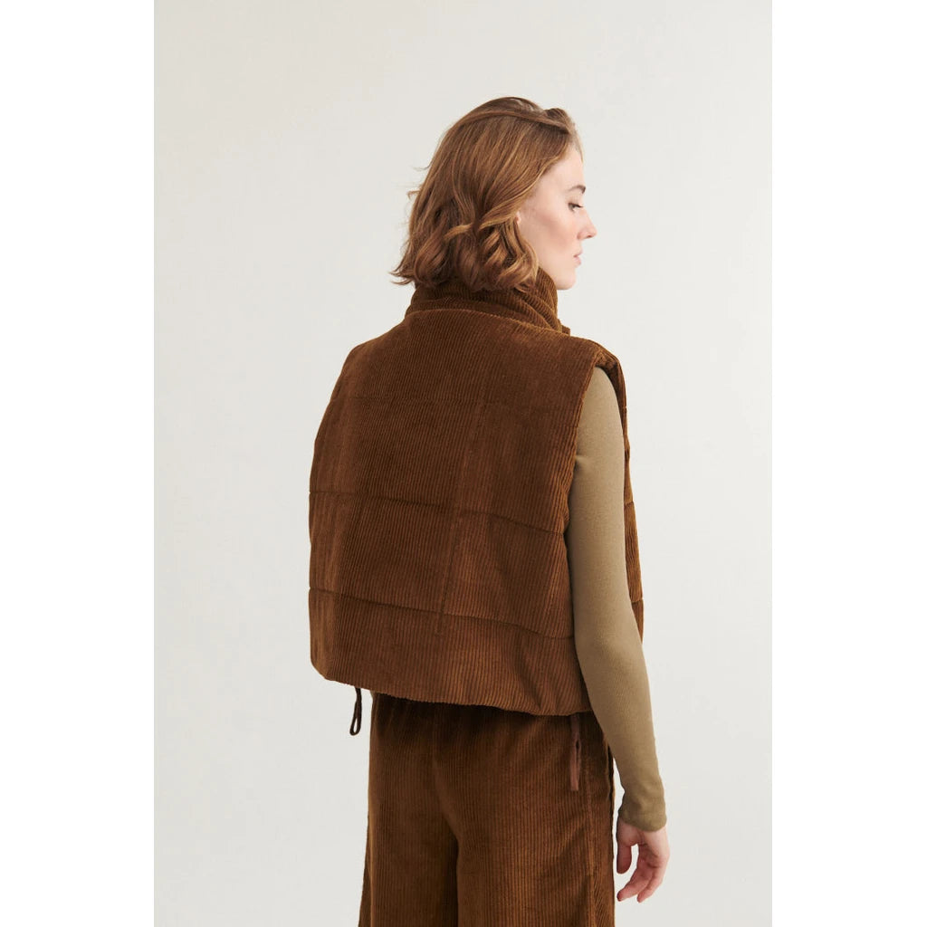 Basicapparel Isa Vest
