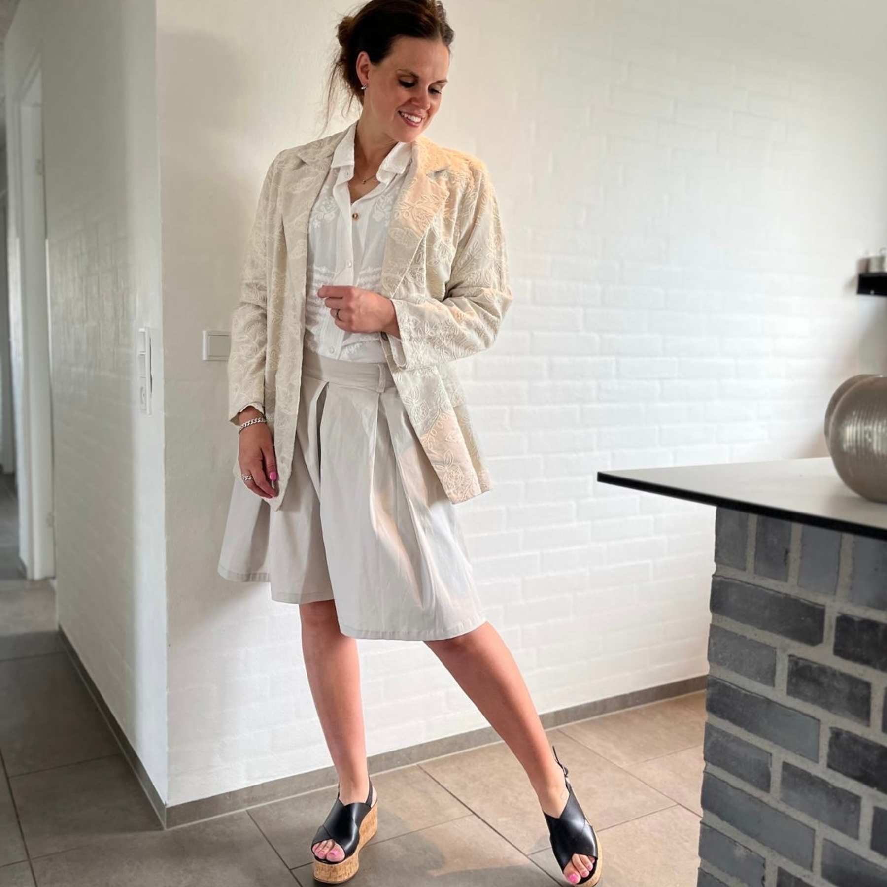Cabana Living Beluga Shorts