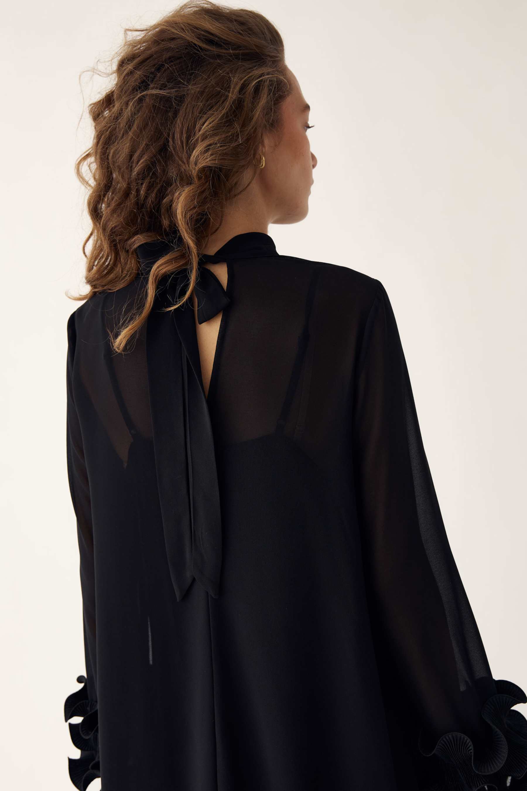 Noellla Latania Dress (+Farver)