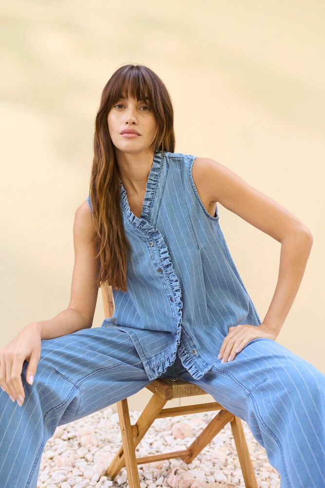 Culture Renny Sleeveless Shirt
