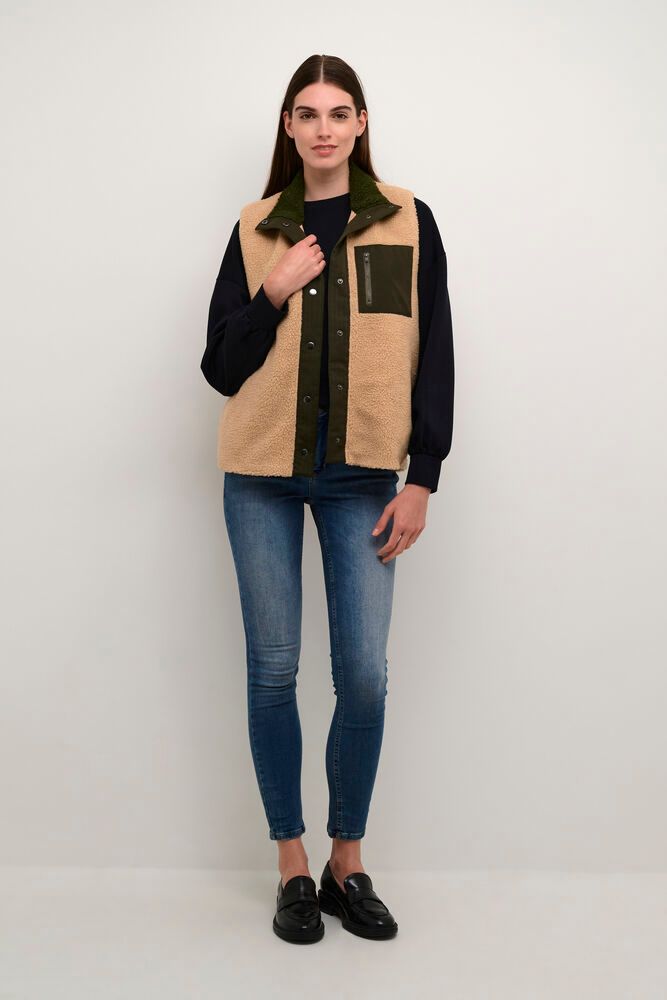 Culture Tally Teddy Fleece Vest (Farver)