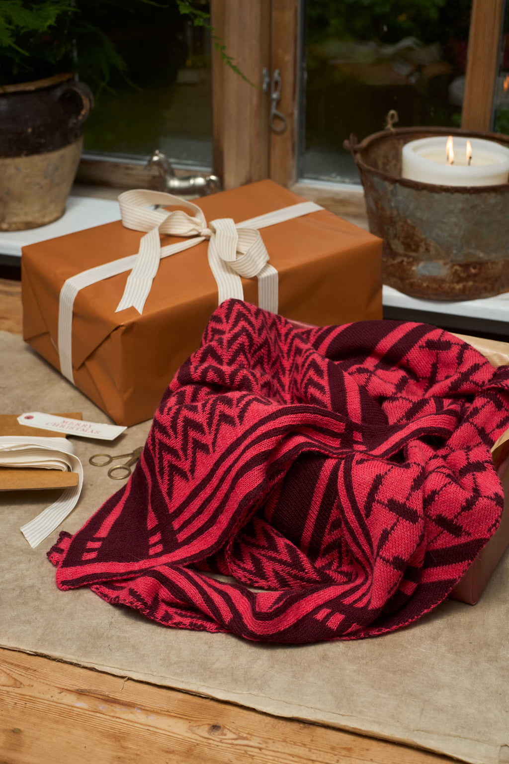 Black Colour Triangle Scarf (+Farver)