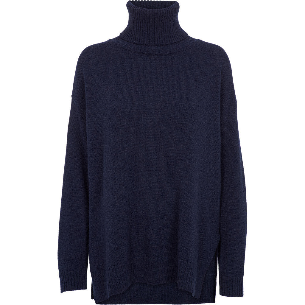 Basic Apparel Line T-Neck