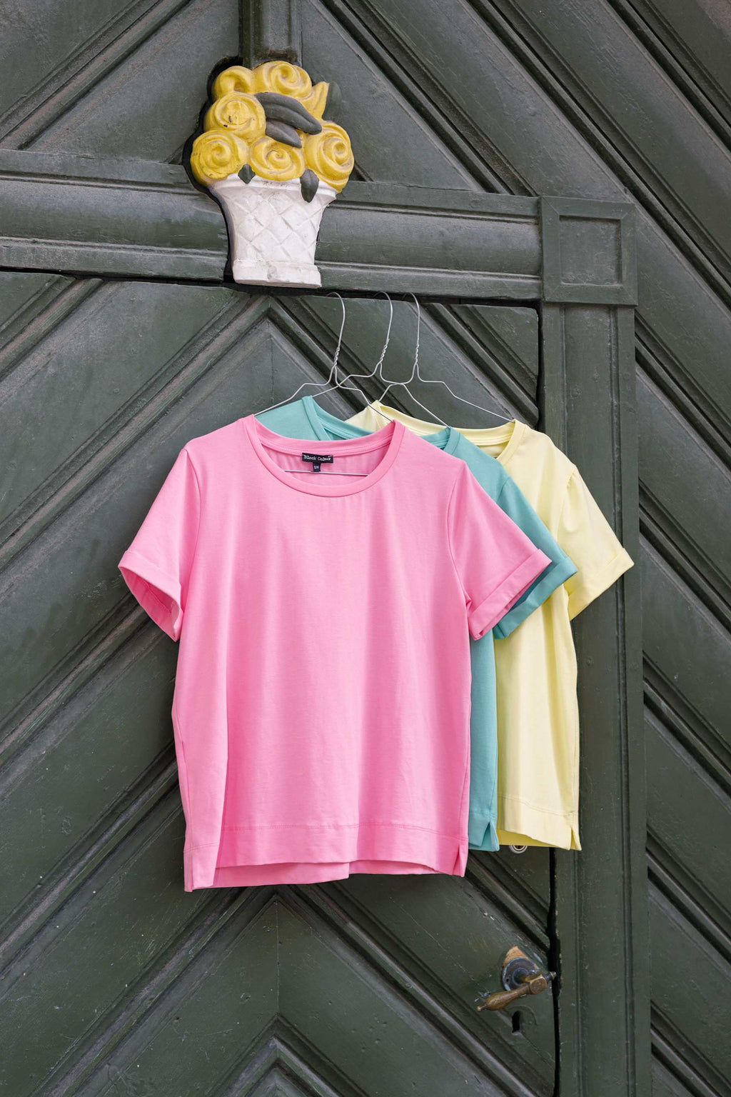 Black Colour May SS Tee (+Farver)