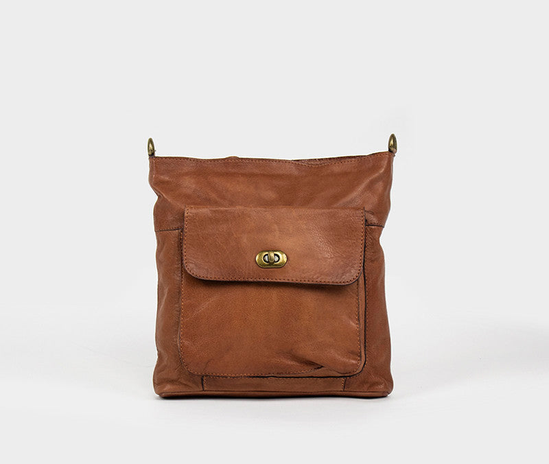 KAY BAG  RE.DESIGNED BY DIXIE (+FARVER) WALNUT Seminkjole