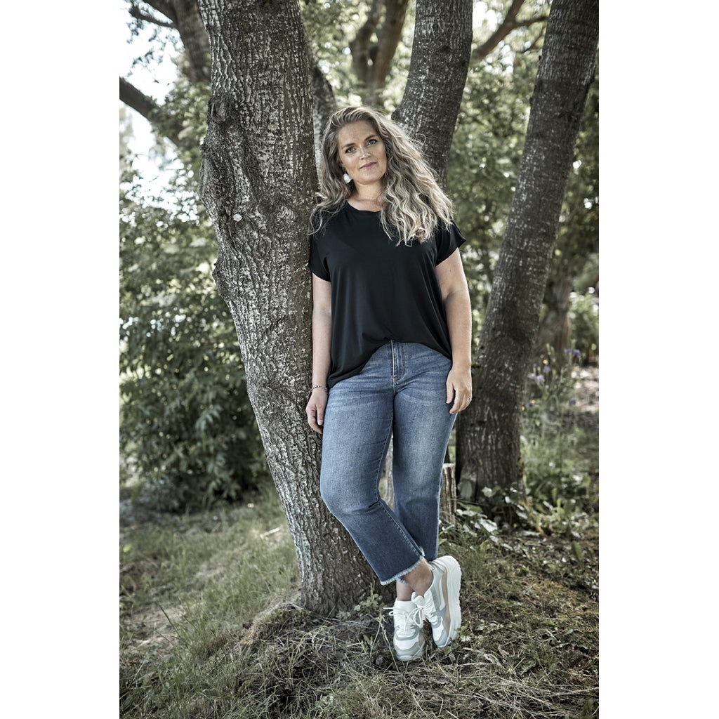 Zoey Sky Wide Jeans