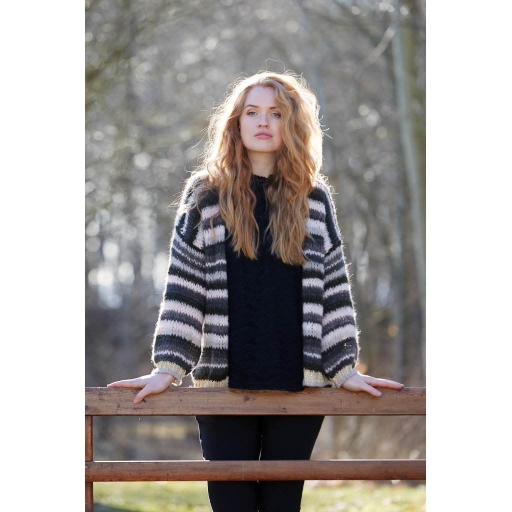 Zoey Elis Cardigan