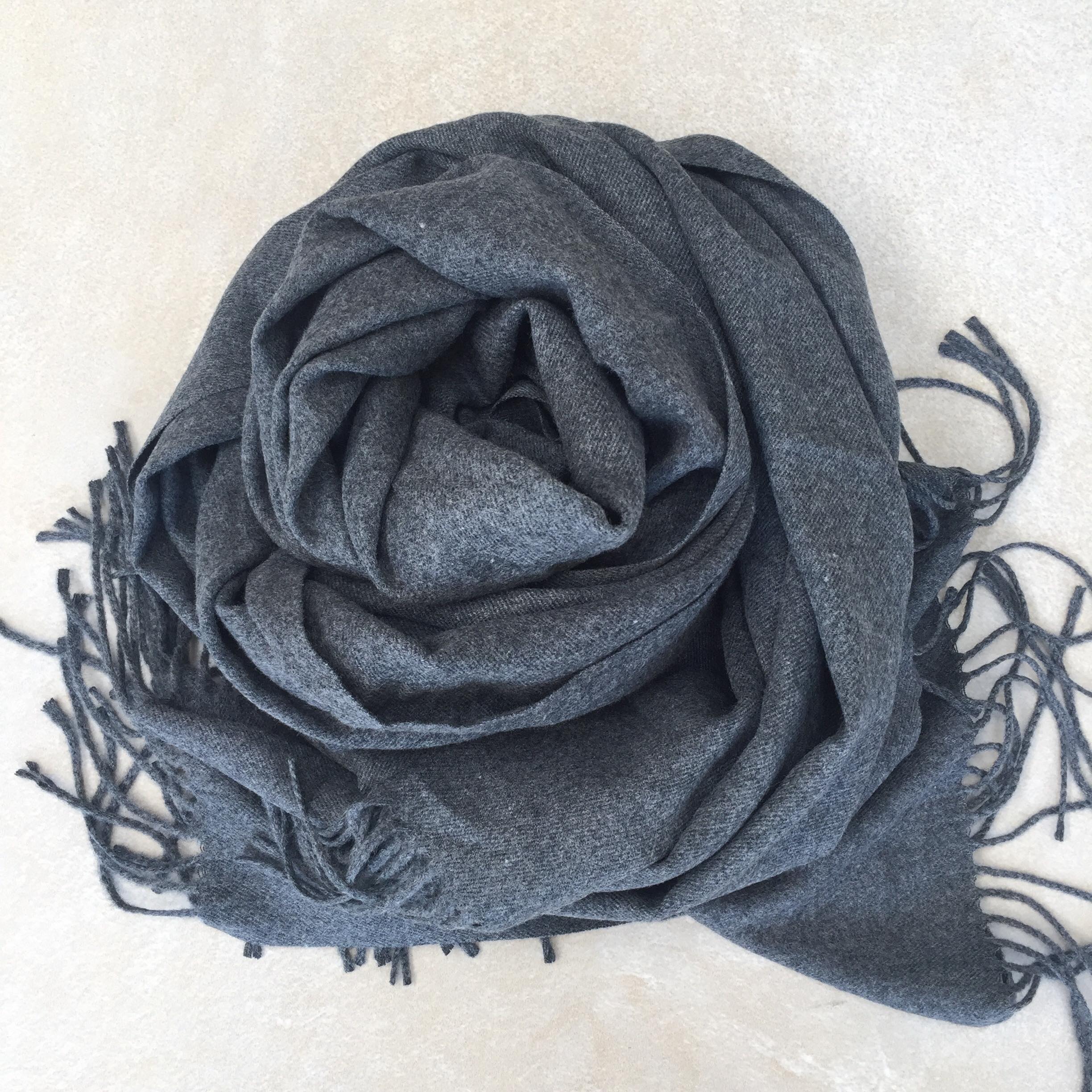 SCARF CASHMERE  THREE M (+FARVER) GREY Seminkjole