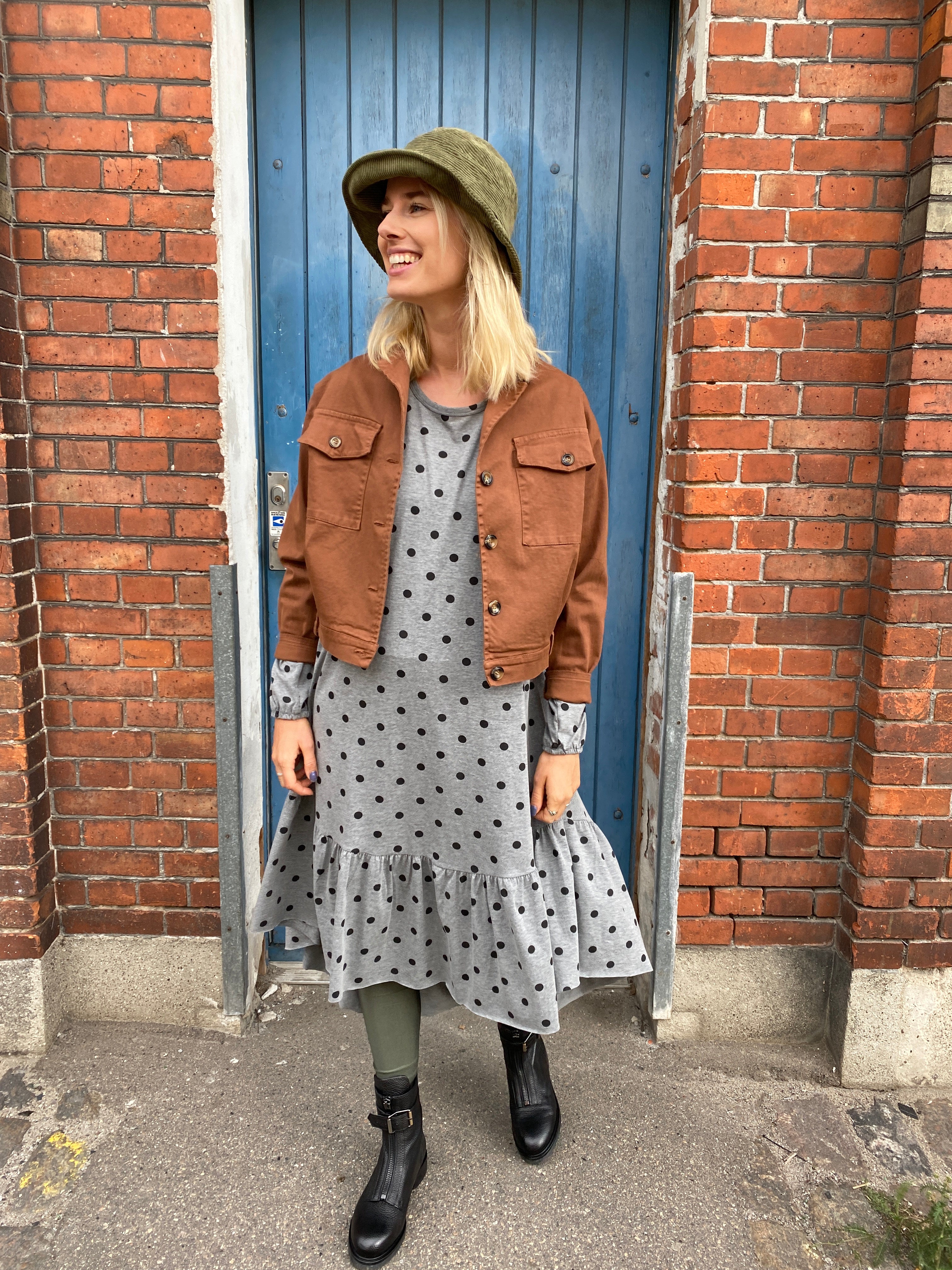Black Colour Sandy Dot Dress