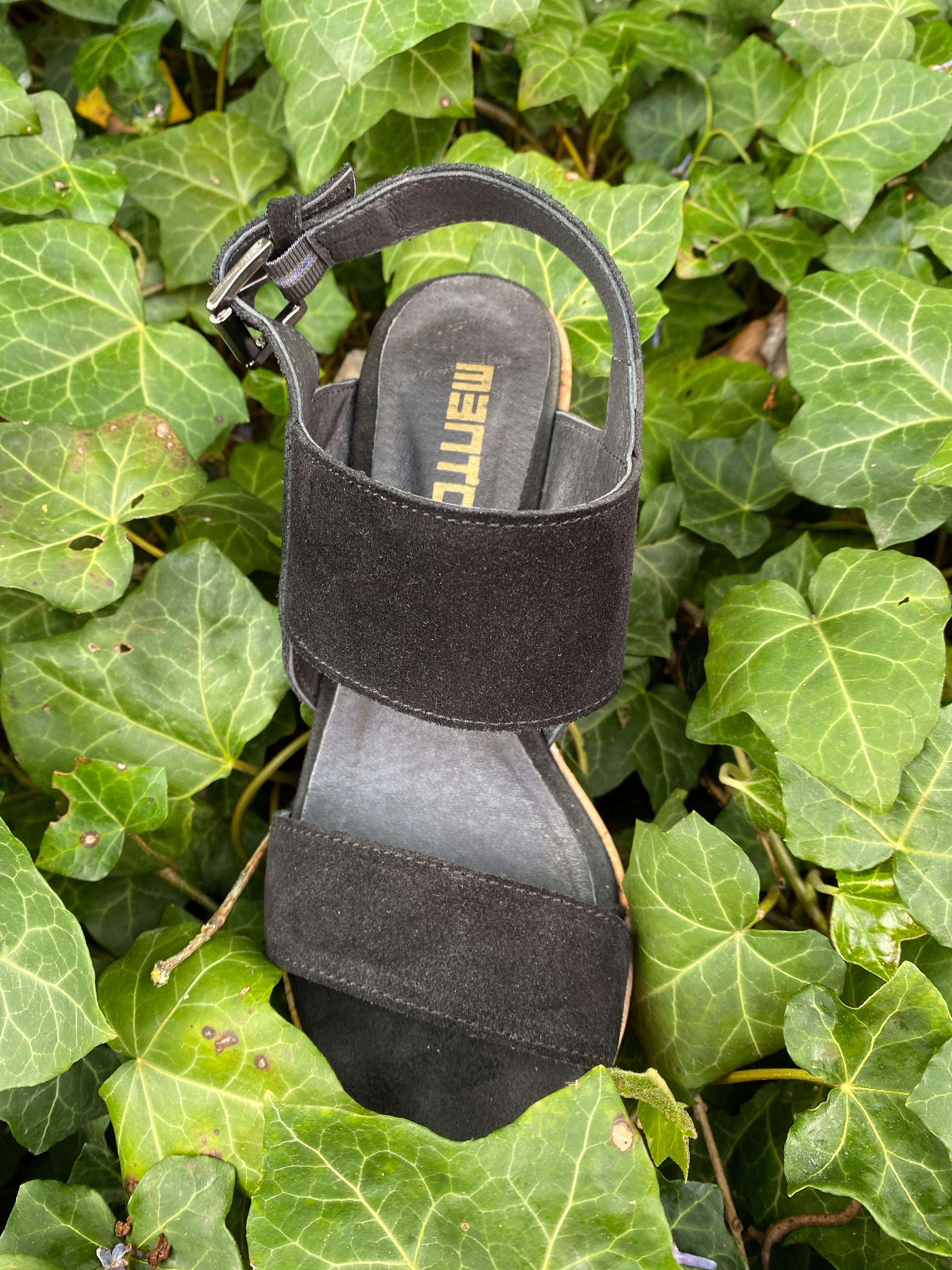 MENTOR SANDAL SUEDE