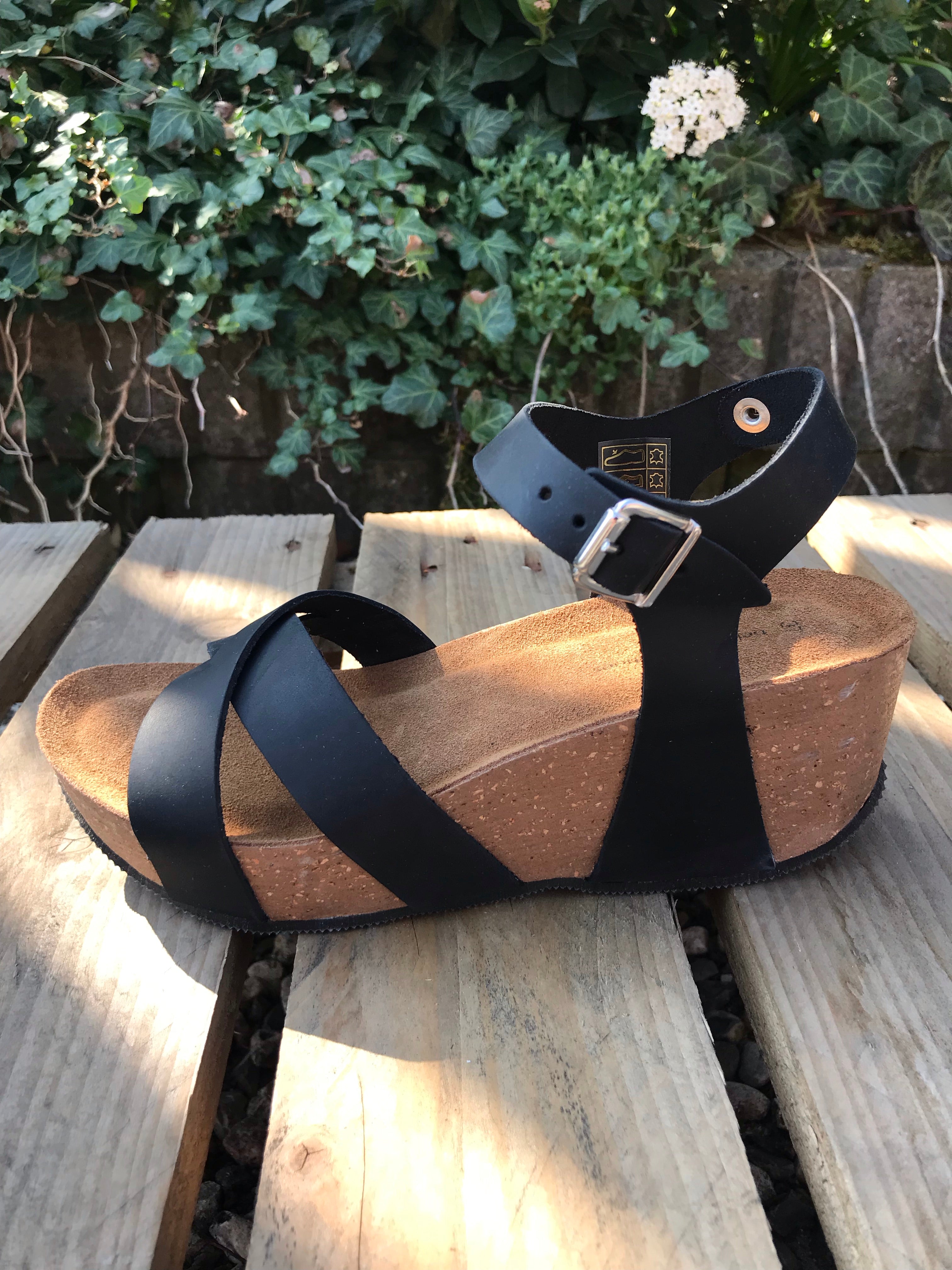 SANDAL KRYDS BELLA MODA BLACK / 36 Seminkjole