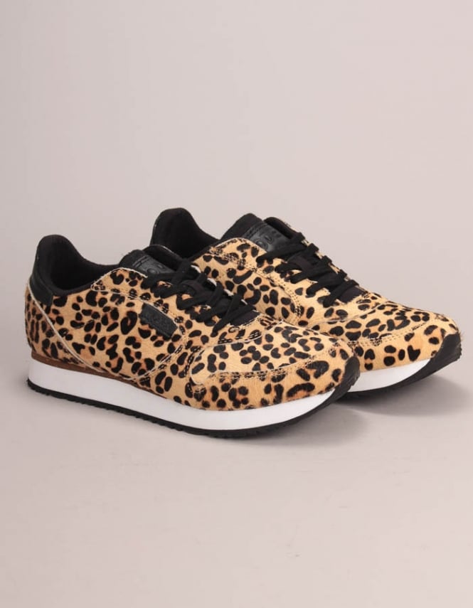 YDUN PONY SNEAKERS - WODEN  Seminkjole